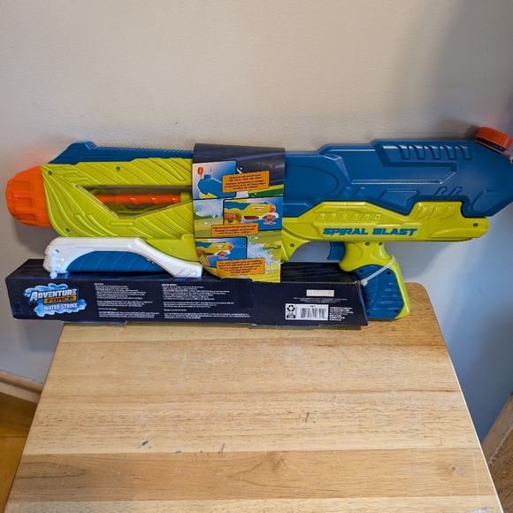 Kids Water Pistol Adventure Force Water Strike Spiral Blast - Picture 2 of 2